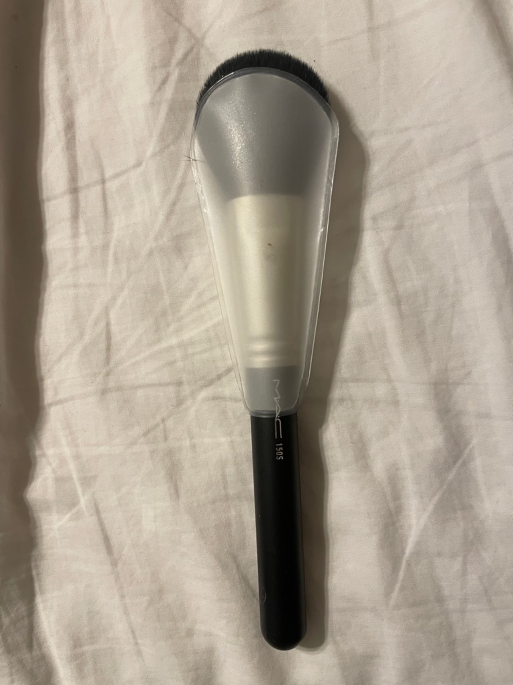 MAC Cosmetics Black Makeup Brush with Protective Cover